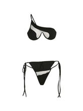 Conjunto de bikini con aros y malla de retazos